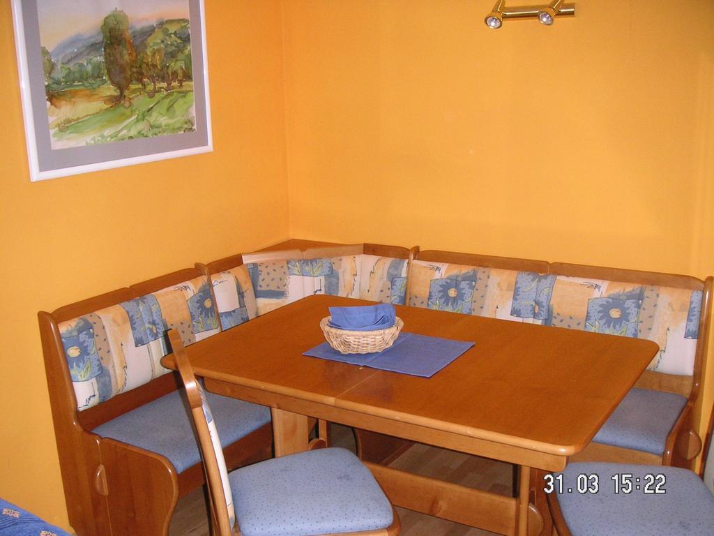 Hochsernerhof Hotel Tiefgraben Szoba fotó
